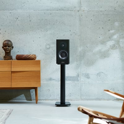 Dynaudio-FocusXD-20-Lifestyle-2_2048x2048px